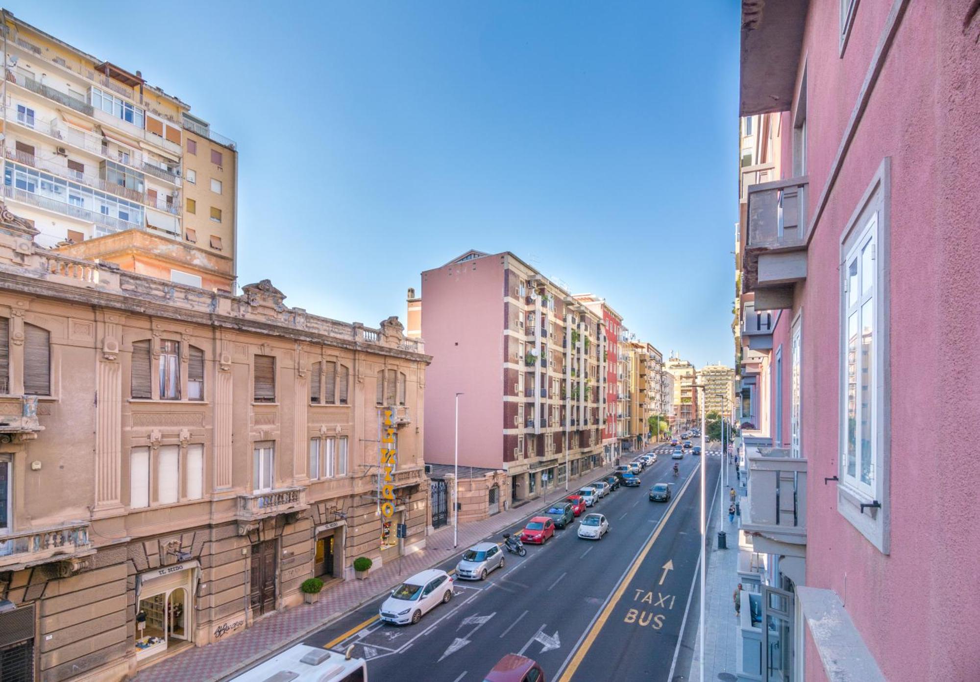 Sunscape Rooms Cagliari City Center Zewnętrze zdjęcie