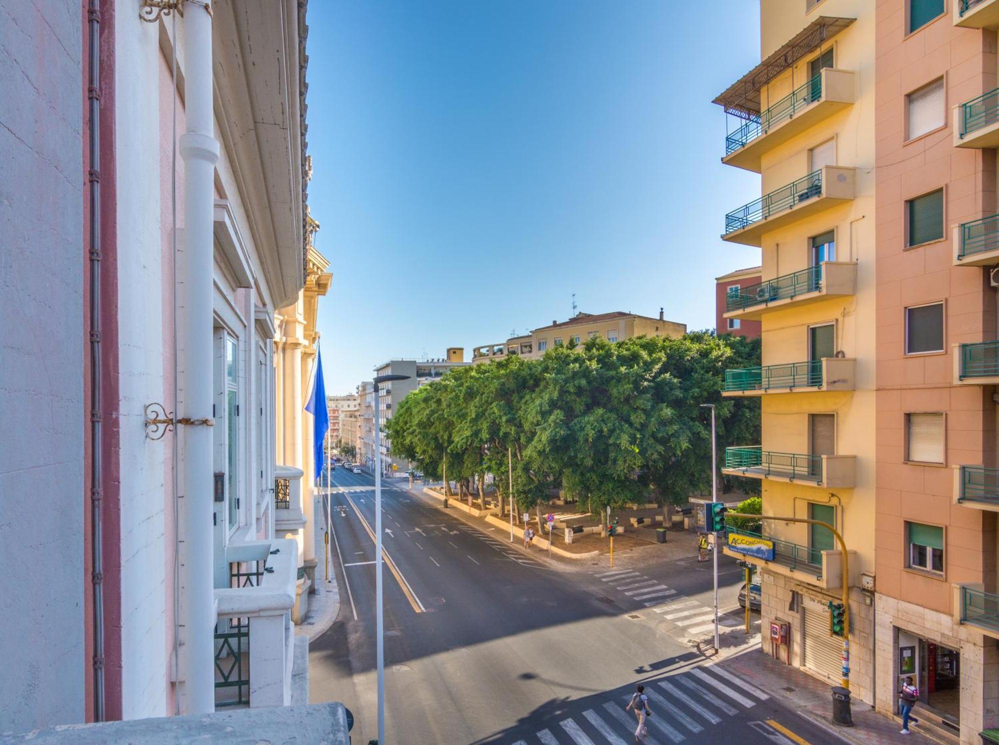 Sunscape Rooms Cagliari City Center Zewnętrze zdjęcie
